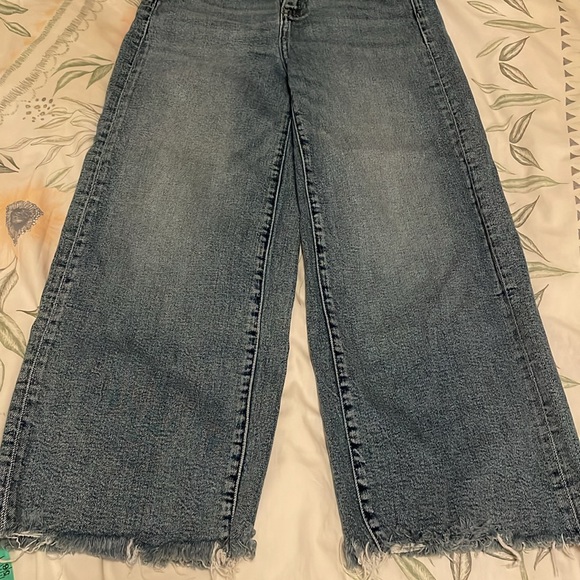 Banana Republic High Rise Wide-Leg Light Blue Jeans - Picture 3 of 3